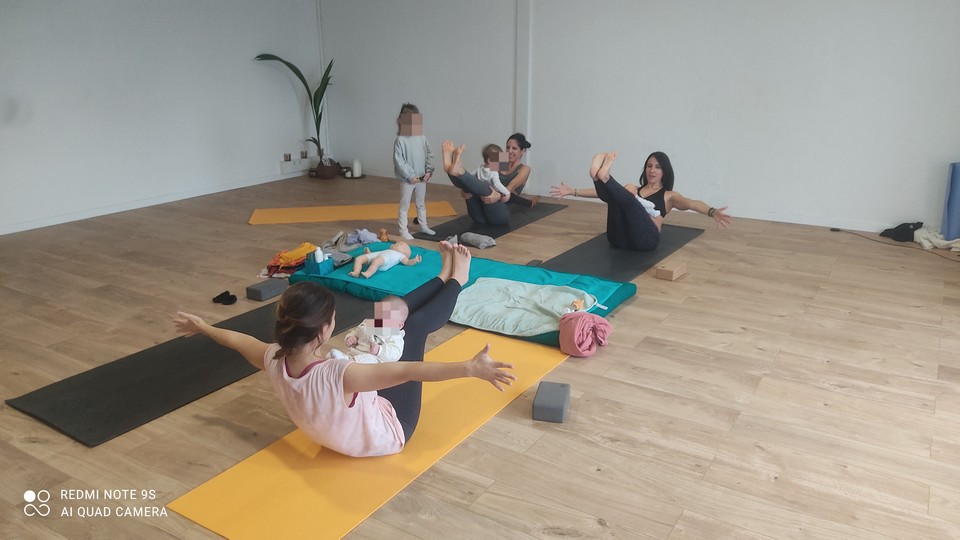 Atelier collectif Shantala chez EFFET YOGA